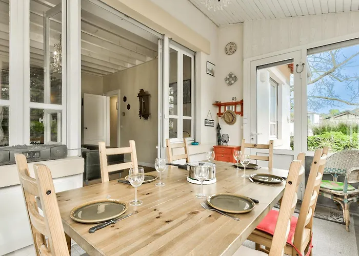 Escapade A 150m De La Du Betey Feriehus